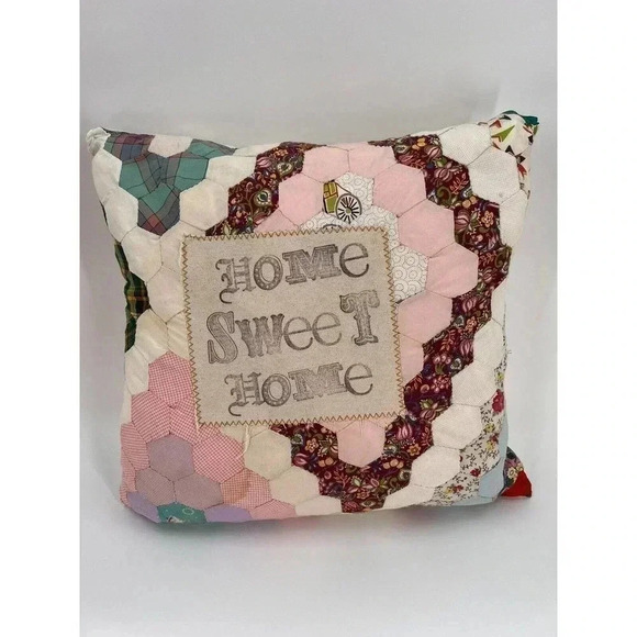 Vintage Quilted Accent Pillow "Home Sweet Home" Decorative Patchwork Square - Picture 1 of 13